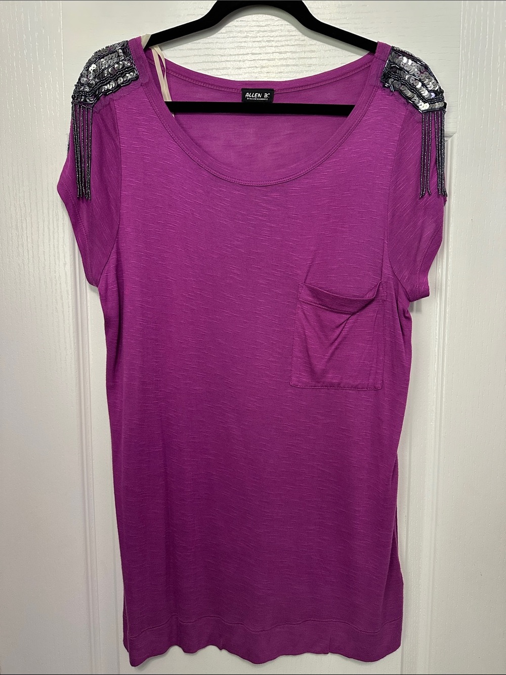 Allen B. NWOT Purple Embellished Sequin Fringe Shoulder Pocket Tee Sz M